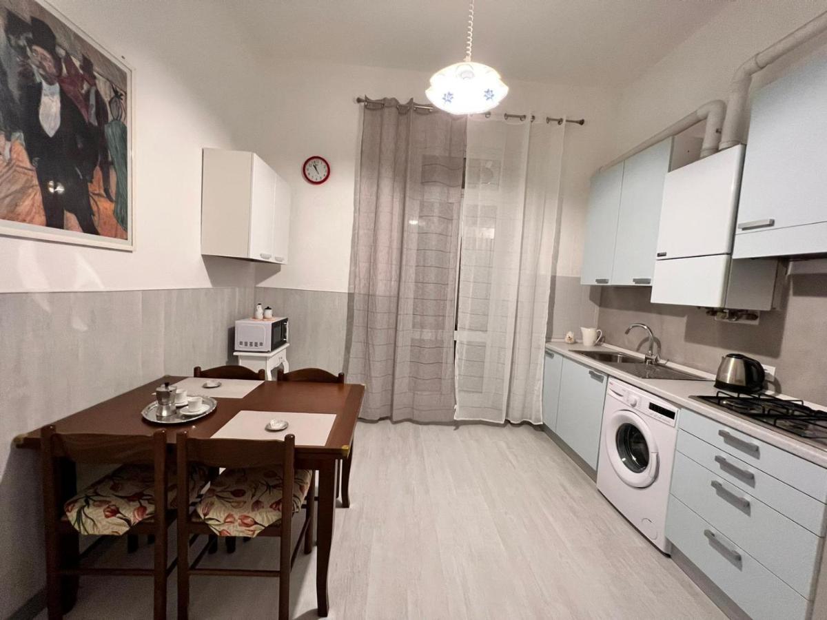 Savona Casa Vacanze Vicino Mare 3 Minuti Wifi Exterior photo
