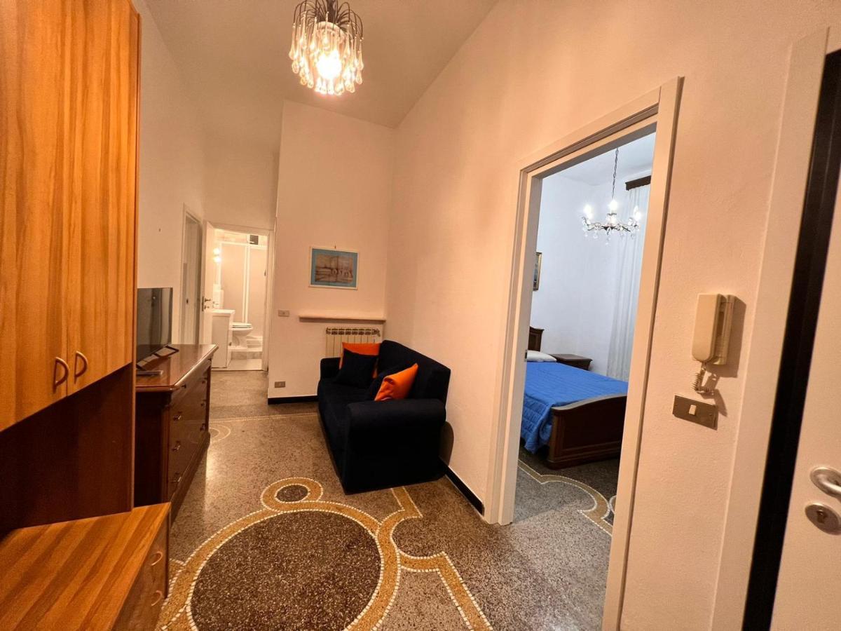 Savona Casa Vacanze Vicino Mare 3 Minuti Wifi Exterior photo